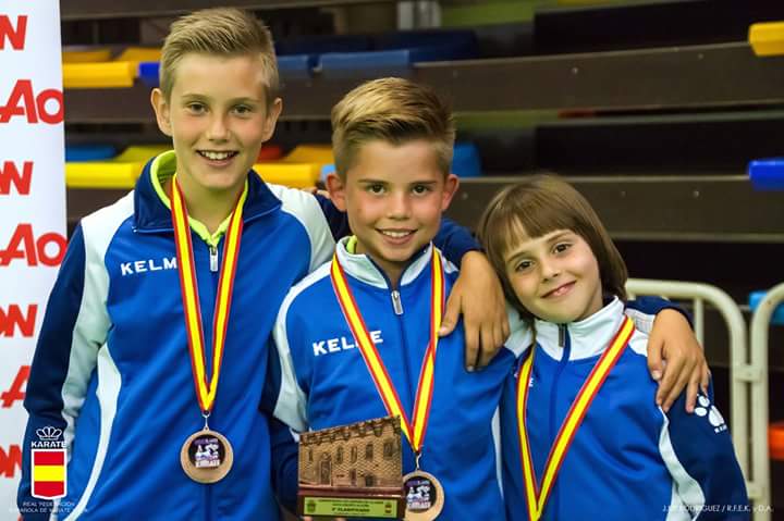 BRONCE PARA LOS ALEVINES DEL CLUB CHAZARRA EN EL NACIONAL DE CLUBES