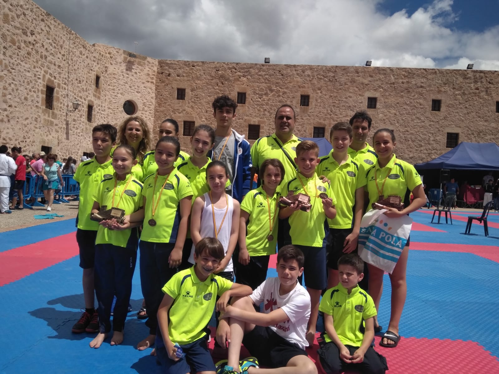 SIETE MEDALLAS PARA EL CLUB CHAZARRA EN EL TORNEO INTERNACIONAL DE SANTA POLA